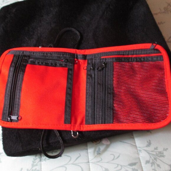 Unisex Samsonite Crossbody Travel Mini Pouch Purse - Picture 2 of 3